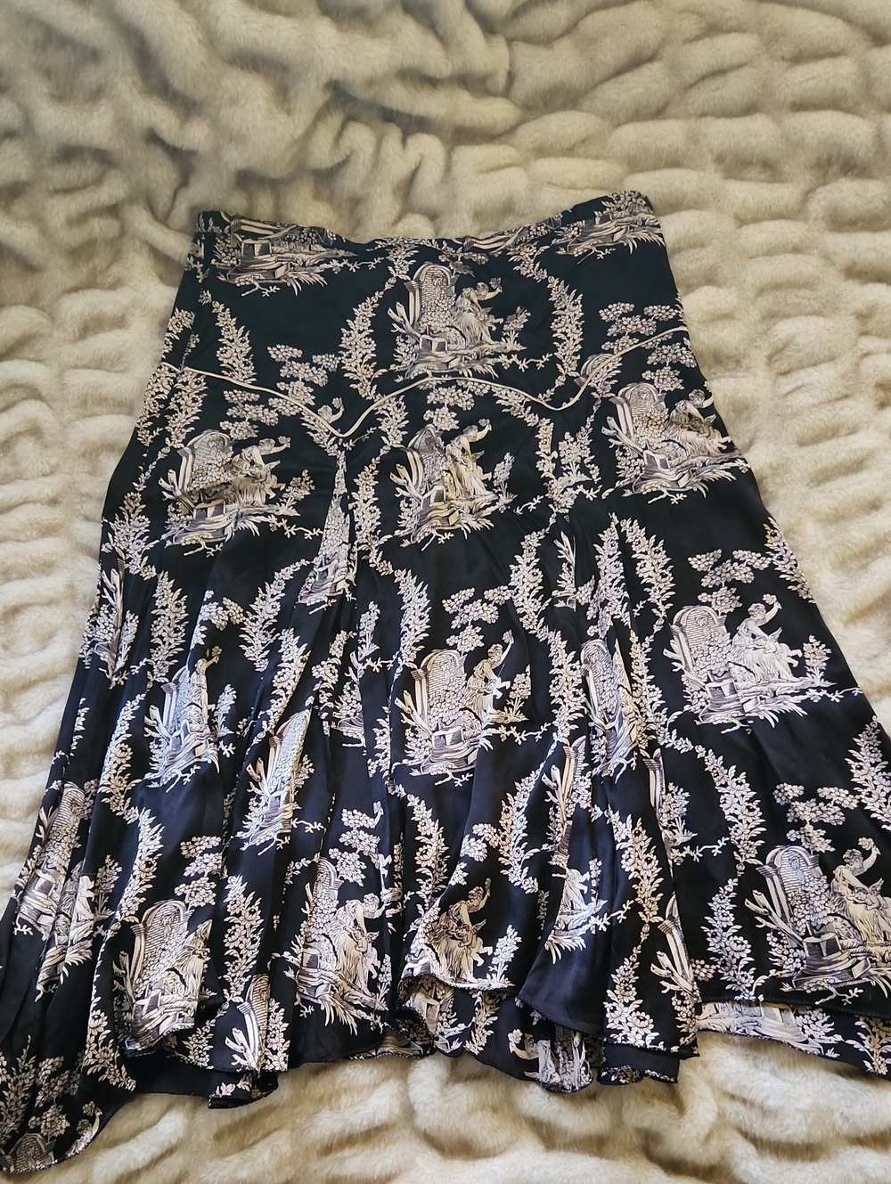 Studio M Black and White Toile 100% Silk Skirt
